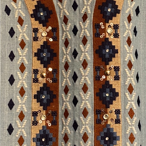 NWT Miss Me ladies light blue top, with embroidery around the neck and front - Picture 3 of 8